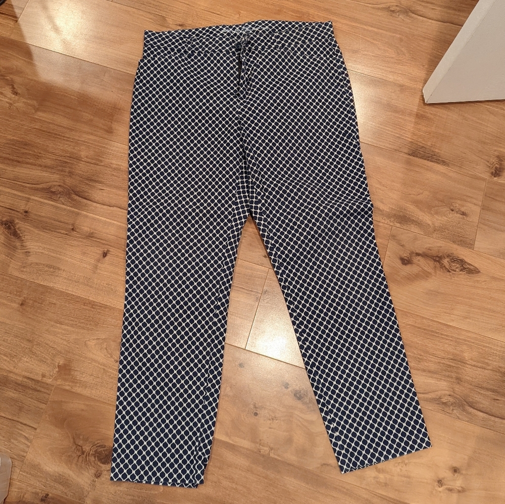 GAP pants price not necessarily